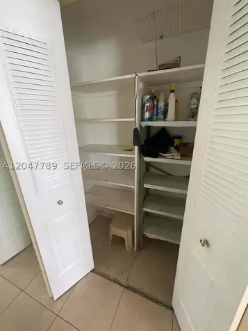 31 Windsor B West Palm Beach FL 33417