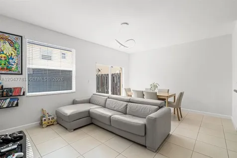 9133 SW 227th Street Cutler Bay FL 33190