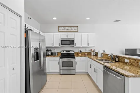 9133 SW 227th Street Cutler Bay FL 33190