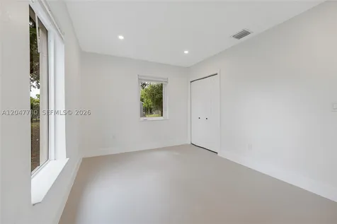 1070 NW 44th Street Miami FL 33127