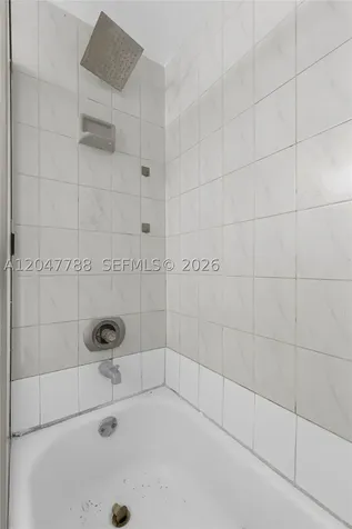 5580 W 26th Court Hialeah FL 33016