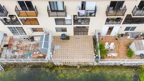 5580 W 26th Court Hialeah FL 33016