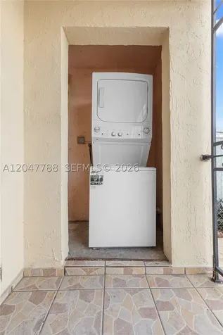 5580 W 26th Court Hialeah FL 33016