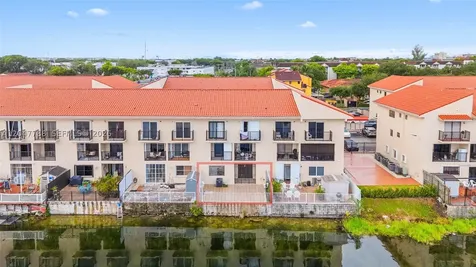5580 W 26th Court Hialeah FL 33016