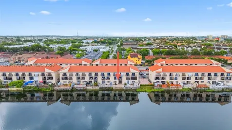 5580 W 26th Court Hialeah FL 33016