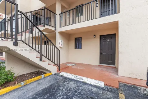 5580 W 26th Court Hialeah FL 33016
