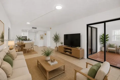 220 Lakeview Drive Weston FL 33326