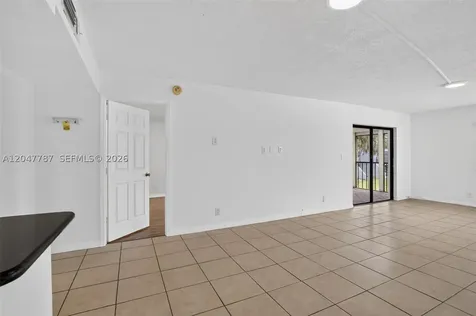 220 Lakeview Drive Weston FL 33326