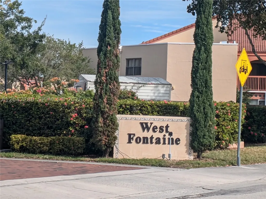 10237 NW 9th Street Circle Miami FL 33172