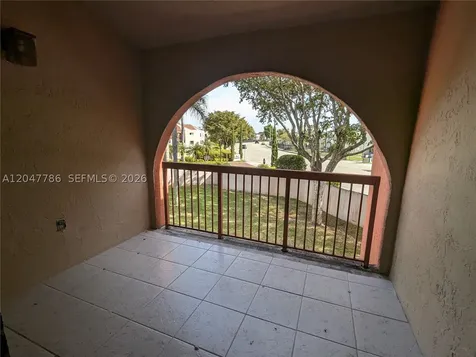 10237 NW 9th Street Circle Miami FL 33172