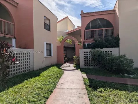 10237 NW 9th Street Circle Miami FL 33172