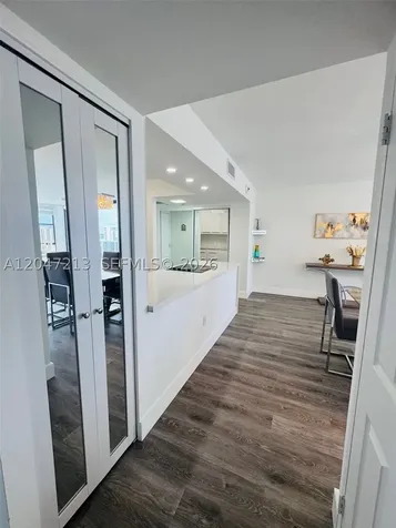 3625 N Country Club Drive Aventura FL 33180