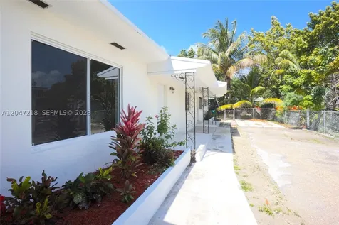 1497 NE 118th Terrace Miami FL 33161