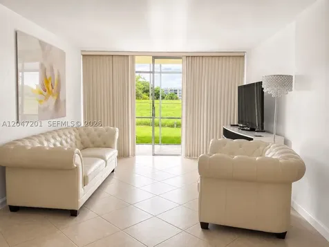 8870 Fontainebleau Boulevard Miami FL 33172