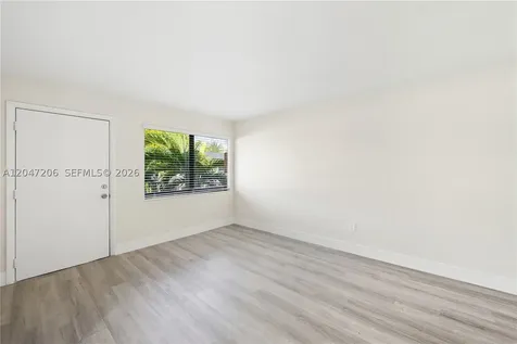 1330 W 29th Street Hialeah FL 33012