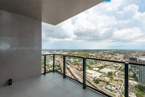 20 NE 11 Street Miami FL 33132