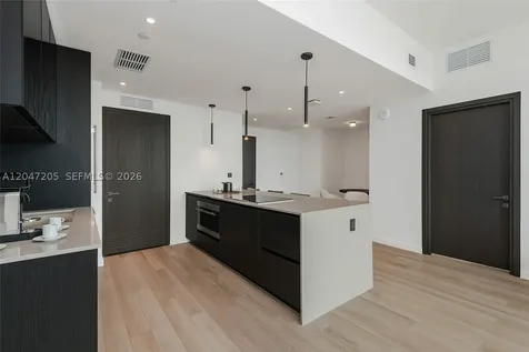 20 NE 11 Street Miami FL 33132