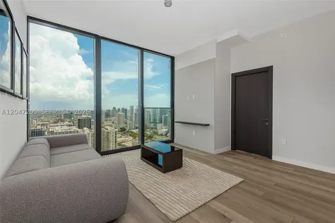 20 NE 11 Street Miami FL 33132