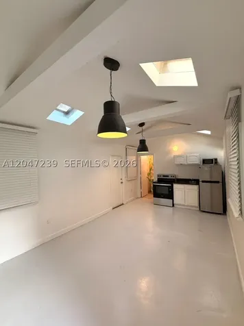 118 NW 24th Street Miami FL 33127