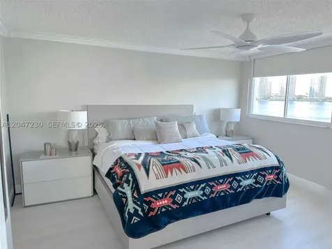 18000 N Bay Road Sunny Isles Beach FL 33160