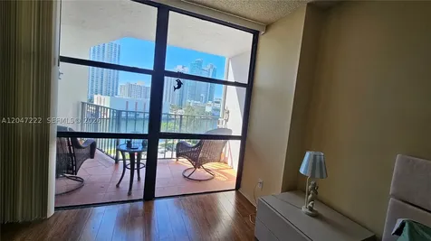 800 Parkview Drive Hallandale Beach FL 33009