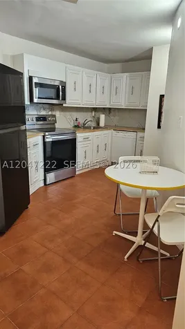 800 Parkview Drive Hallandale Beach FL 33009