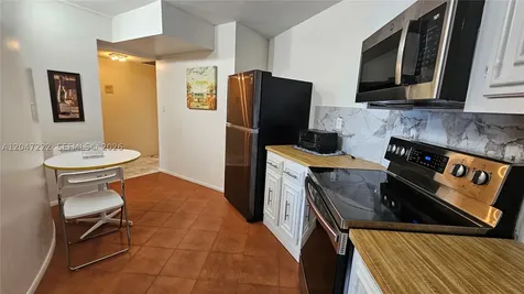 800 Parkview Drive Hallandale Beach FL 33009