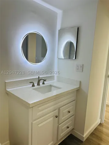 3675 N Country Club Drive Aventura FL 33180