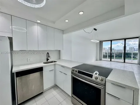 3675 N Country Club Drive Aventura FL 33180