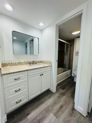 3675 N Country Club Drive Aventura FL 33180