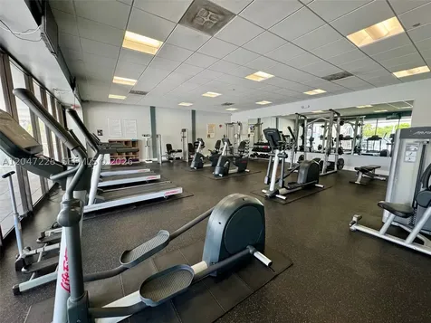 3675 N Country Club Drive Aventura FL 33180
