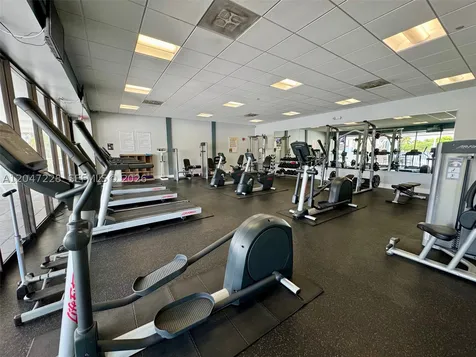 3675 N Country Club Drive Aventura FL 33180