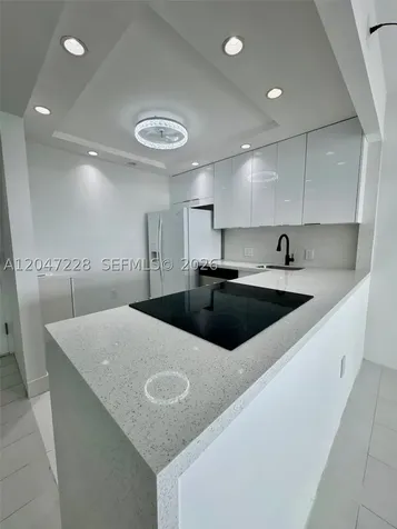 3675 N Country Club Drive Aventura FL 33180