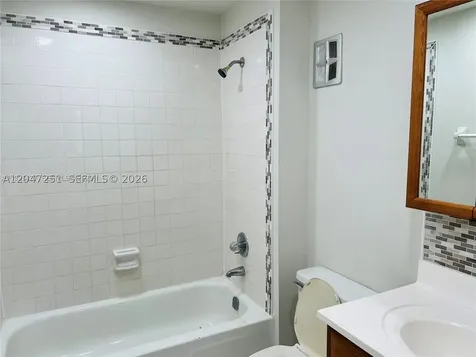 8025 S Colony Circle S Tamarac FL 33321