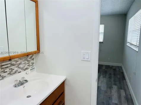 8025 S Colony Circle S Tamarac FL 33321