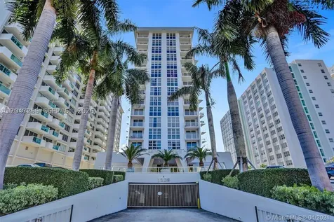 1228 West Avenue Miami Beach FL 33139