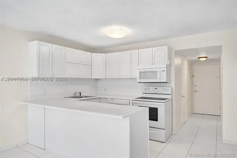 1228 West Avenue Miami Beach FL 33139