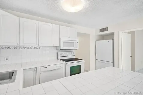 1228 West Avenue Miami Beach FL 33139