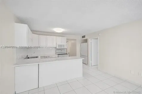 1228 West Avenue Miami Beach FL 33139