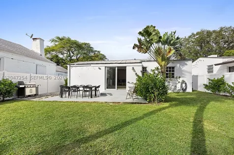 794 NW 45th Street Miami FL 33127