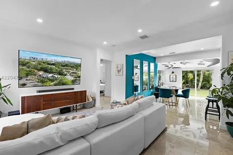 794 NW 45th Street Miami FL 33127