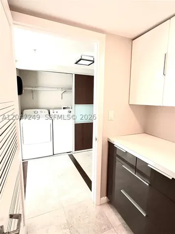 1800 N Bayshore Drive Miami FL 33132