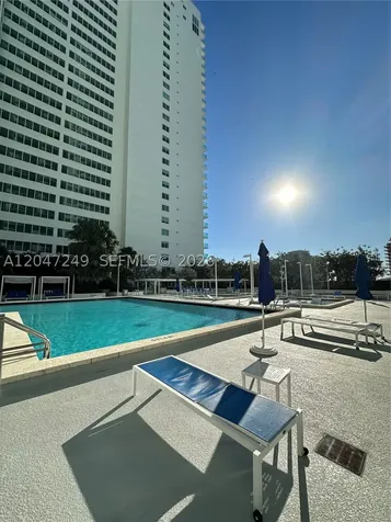 1800 N Bayshore Drive Miami FL 33132