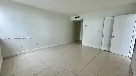 6450 Collins Avenue Miami Beach FL 33141