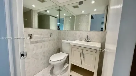 6450 Collins Avenue Miami Beach FL 33141