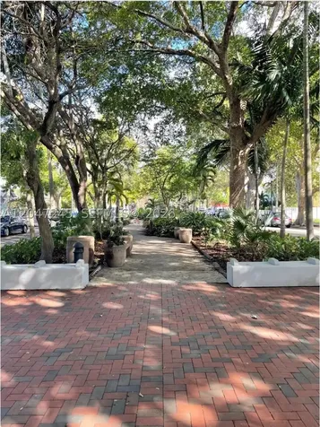 852 SW 13th Avenue Miami FL 33135
