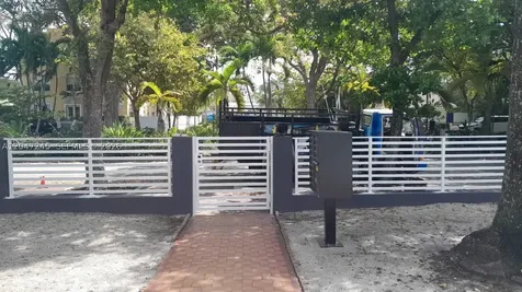 852 SW 13th Avenue Miami FL 33135