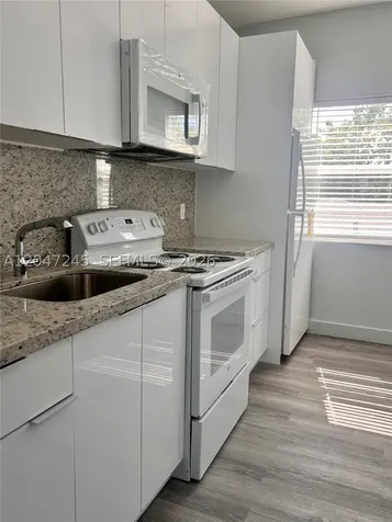 852 SW 13th Avenue Miami FL 33135