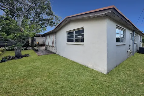 7912 Juniper Street Miramar FL 33023