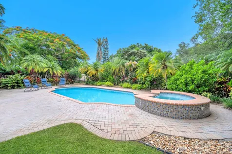 17710 SW 63rd Manor Southwest Ranches FL 33331